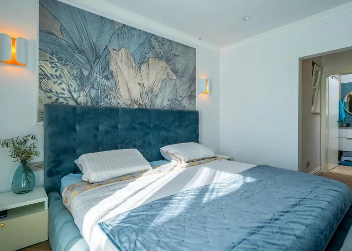 Feriehus 4 Bedroom Stunning In